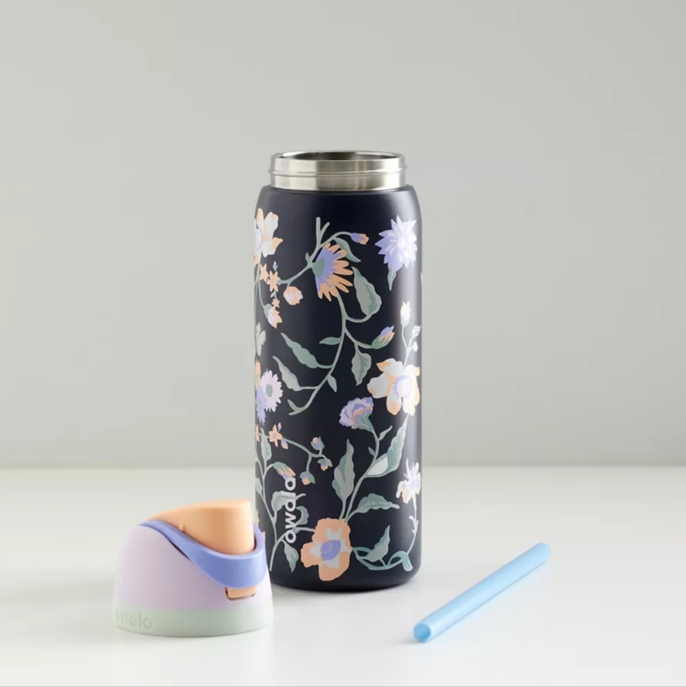 Urban Outfitters Exclusive Owala Midnight Garden - Picture 3 of 7